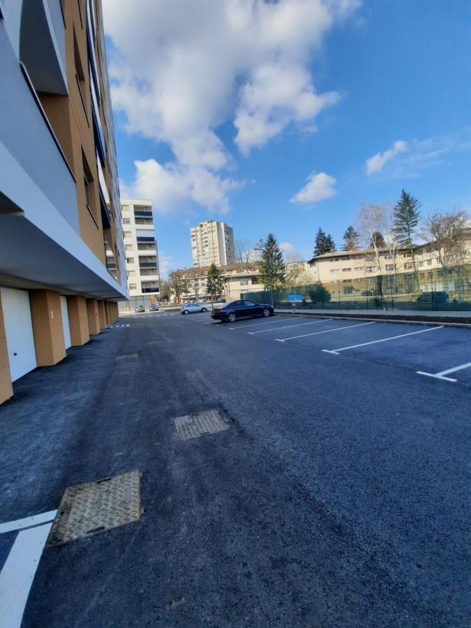 Apartman Tami โดโบย ภายนอก รูปภาพ